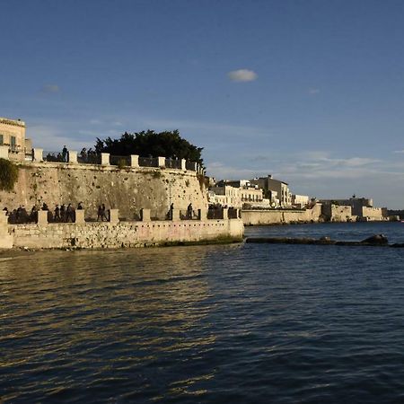 La Casa Di Nonna Dina Villa Szirakúza Kültér fotó